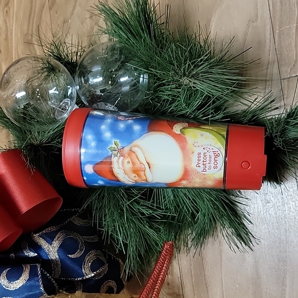 Vintage |Hallmark | Singing Christmas Travel Tumbler - Picture 1 of 9